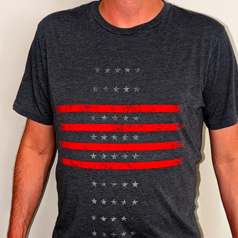 Apt 9 Large American Flag T-shirt